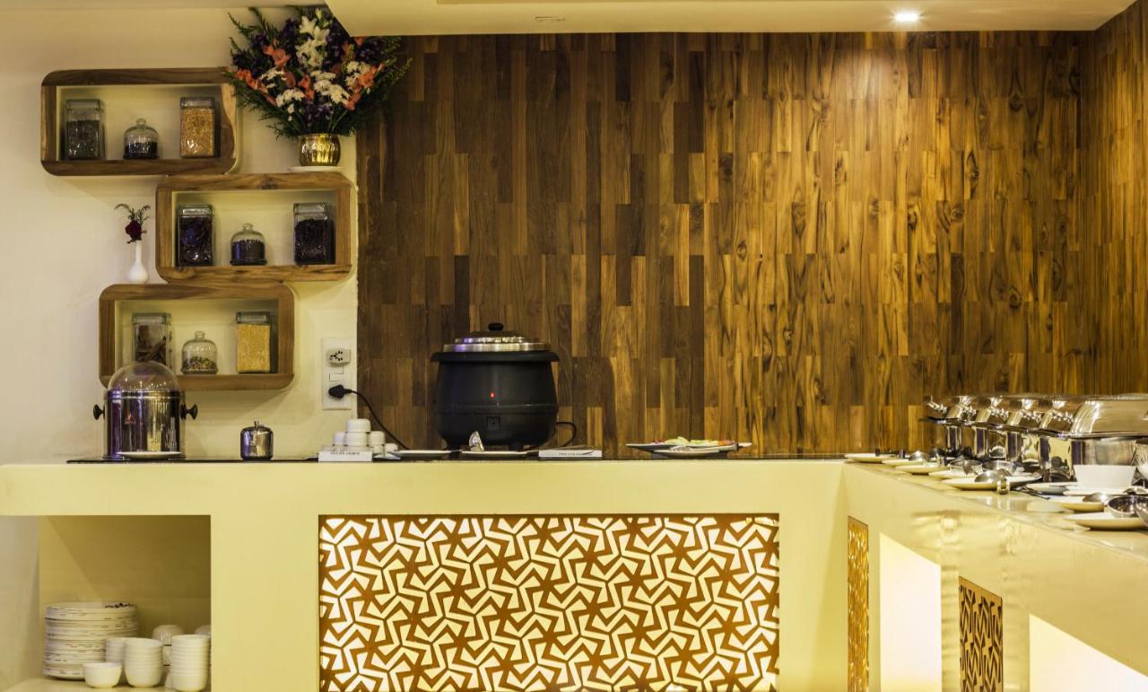 Royal Regency Hotel