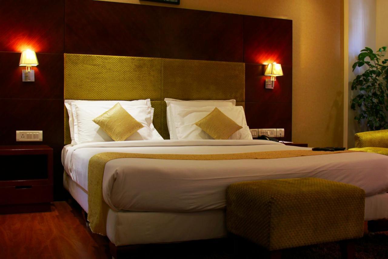 Hotel Royal Regency 3*