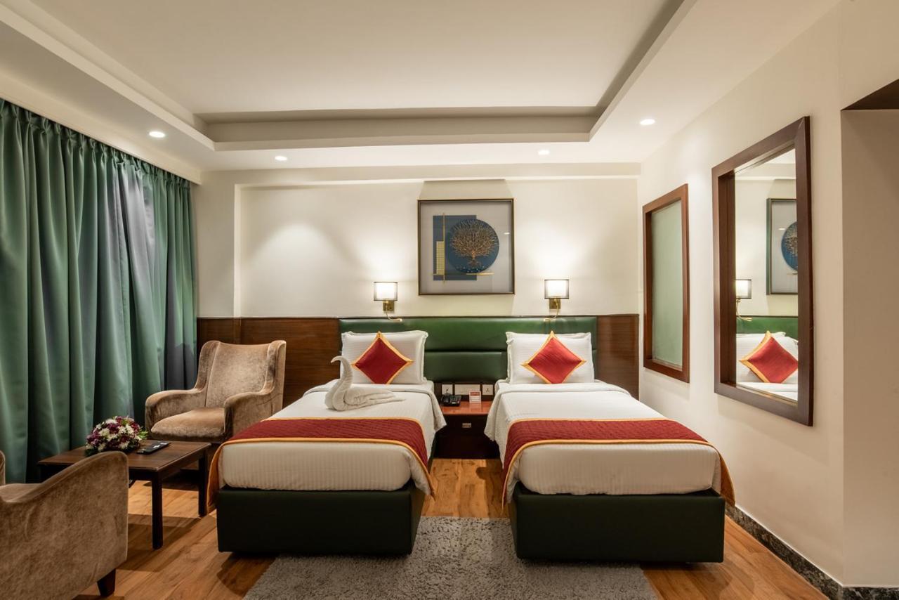 Royal Regency 3*